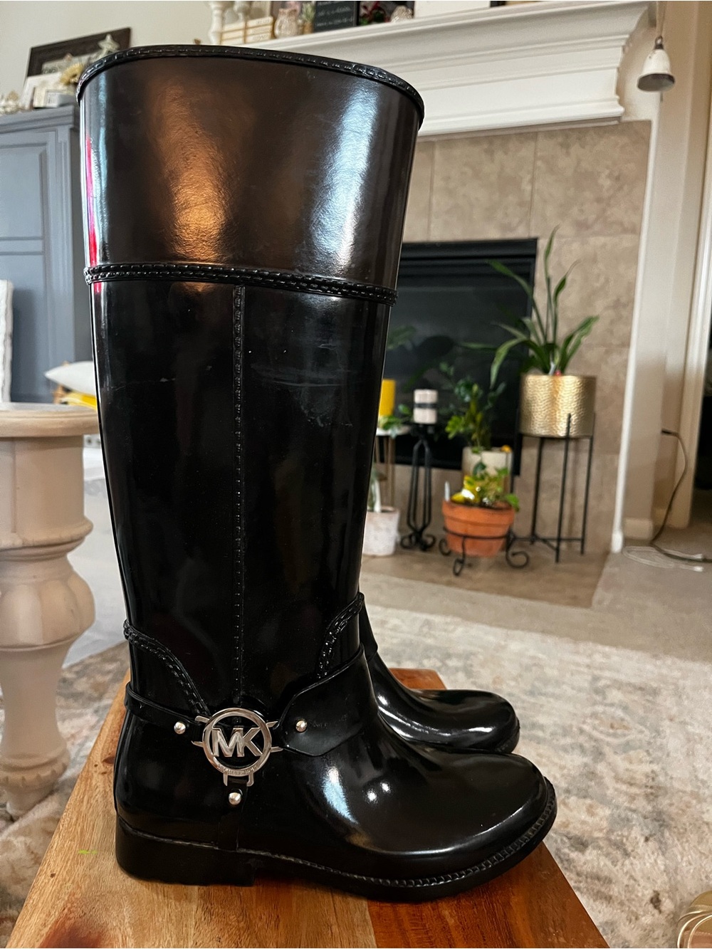 Michael Kors Fulton Harness MK Logo Tall Rain Boots Sz 6 Pull On Riding Boots